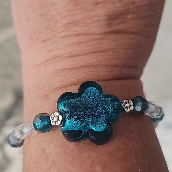 Flower - Picture 2 of 10